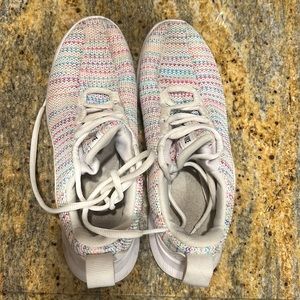 🍁 Youth/ladies Nike shoes 🍁